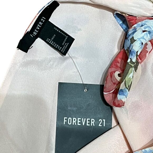 Forever 21 Women’s Peach Mulitcolor Floral V-Neck Tie Shoulder Top, Size 2, NWT - Picture 6 of 10